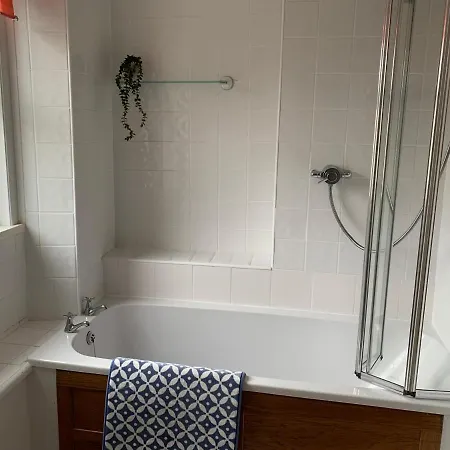 17 Main Street * סנט ביז